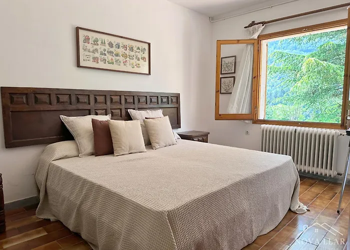بيت للعطل Casa En Planoles *